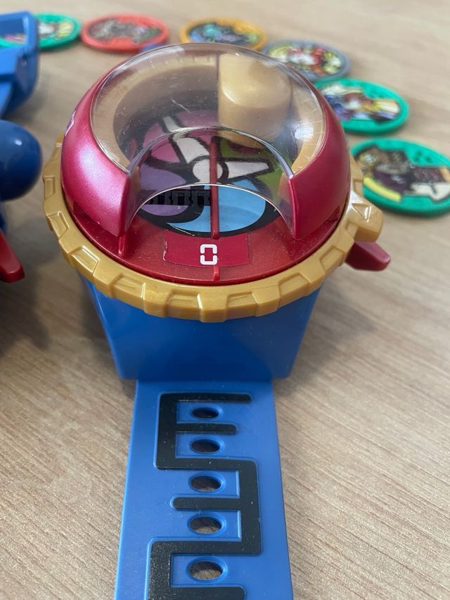 2 Relojes Yokai Watch + 9 Medallas