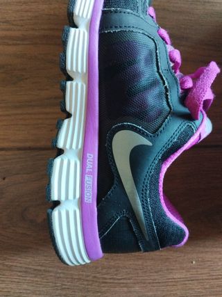 Zapatillas Nike dual fusion ST2 - Talla 38.5