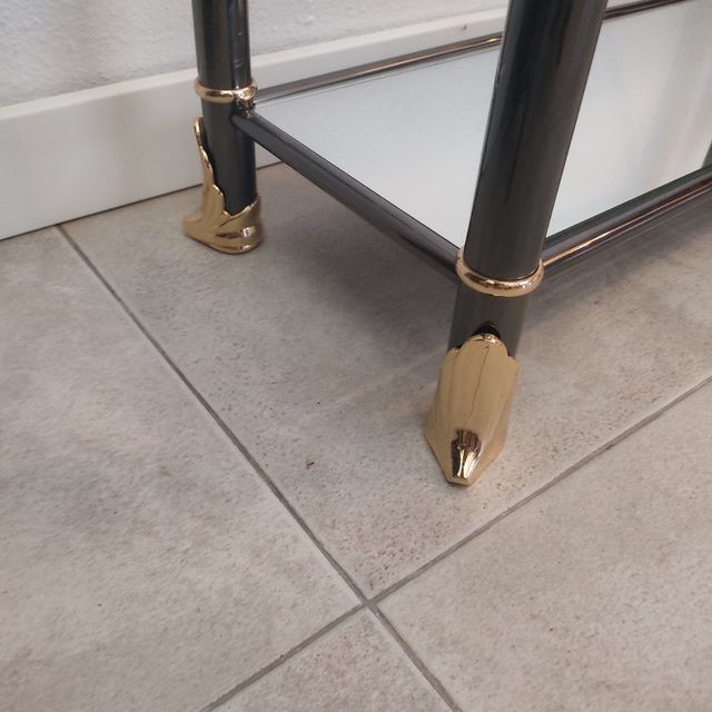 Estantería negra y dorada - Vintage