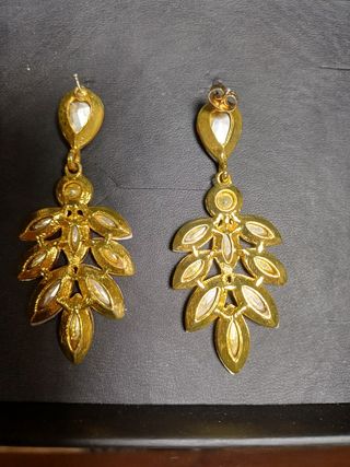 Pendientes fucsia brillantes