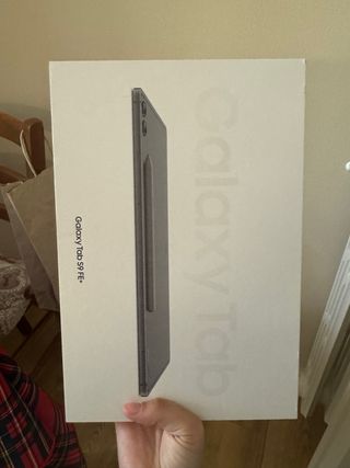 Samsung Galaxy Tab S9 FE+ Grigio