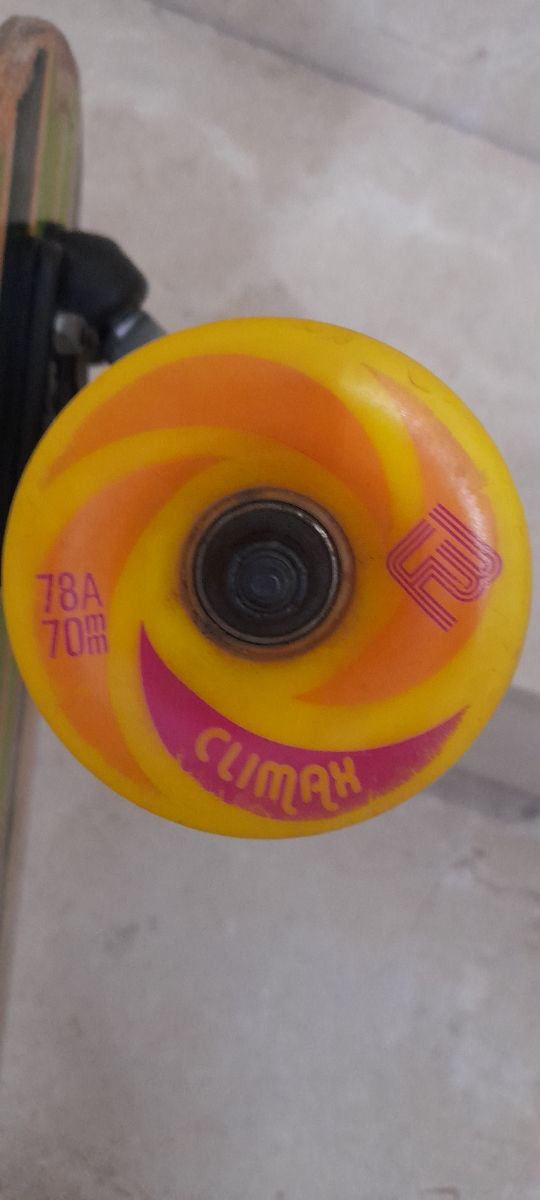 Longboard Globe usado