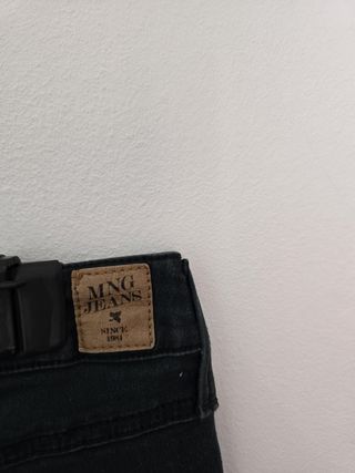 PANTALONES DE MANGO TALLA XS