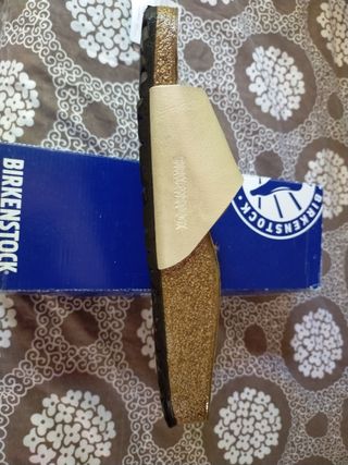 Birkenstock Sandalias Doradas 40