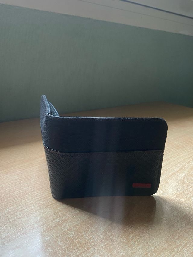 Cartera negra Pull&Bear