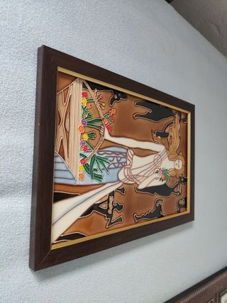 Cuadro cerámica mujer flores