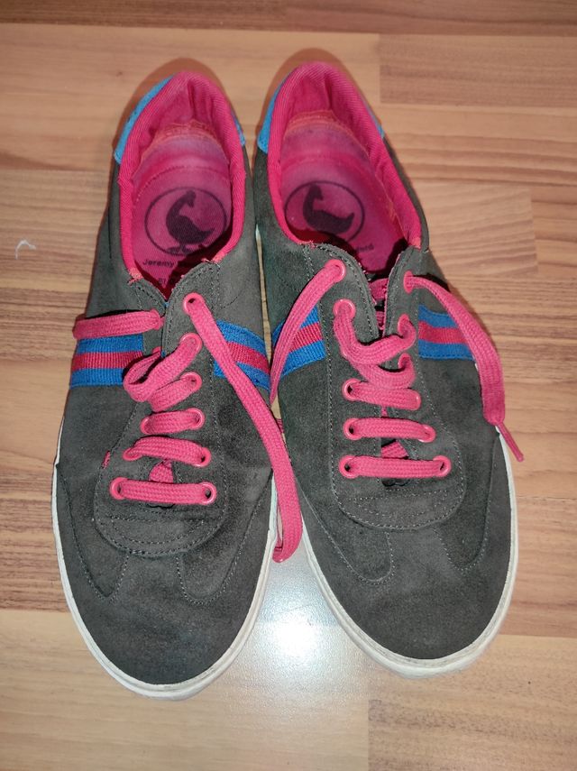 Zapatillas ante marrón-rojo