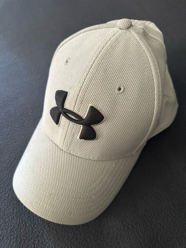 Gorra Under Armour Gris - UA Blitzing