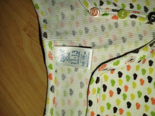 Camiseta corazones multicolor