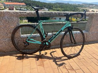 Bicicleta Carretera Bianchi Oltre XR3