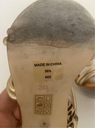 Sandali Guess oro-maculato