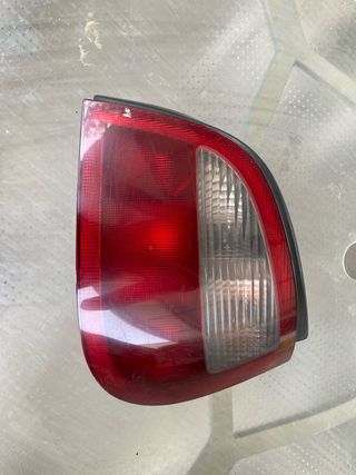 Piloto trasero Renault Megane I