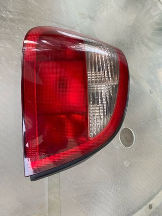 Piloto trasero Renault Megane I