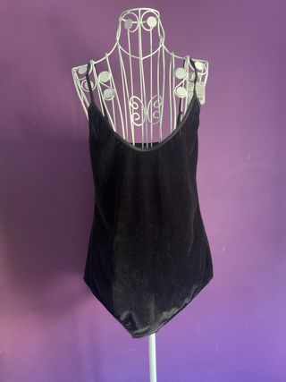 Body negro terciopelo XL