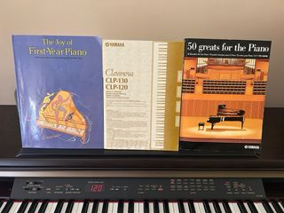 Yamaha Clavinova CLP-120 Piano Digital