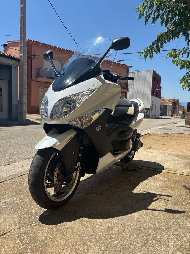 Yamaha TMAX 500 WhiteMax ABS