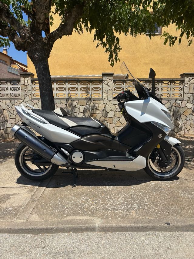 Yamaha TMAX 500 WhiteMax ABS