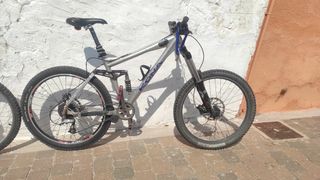 Kona Stinky - Bicicleta descenso