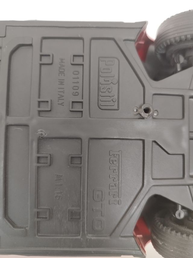 Modellino Ferrari GTO 1:16 Polistil