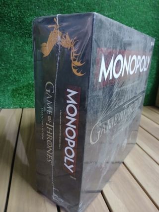Winning Moves Monopoly: Game of Thrones 
