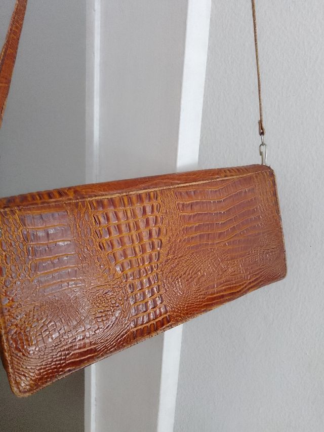 Bolso bandolera piel cocodrilo