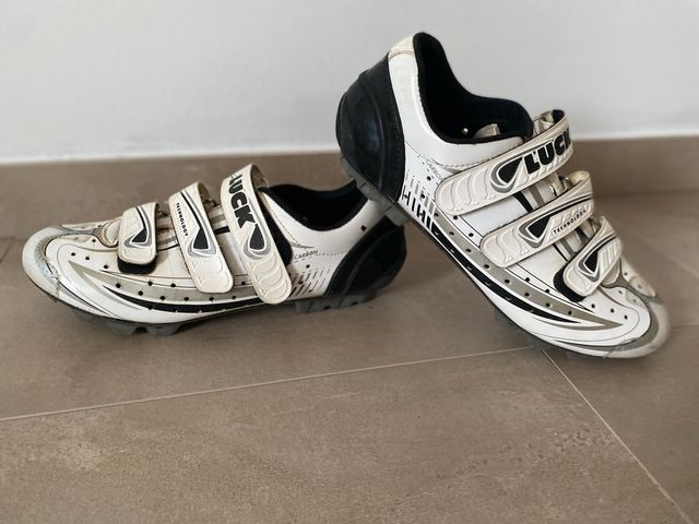 Zapatillas ciclismo Luck. Numero 41