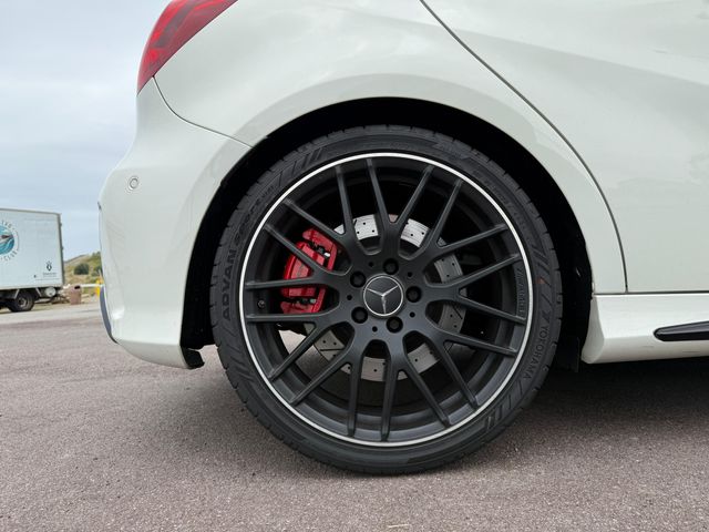 Mercedes-Benz Clase A 45 AMG 