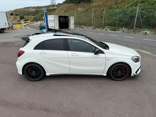 Mercedes-Benz Clase A 45 AMG 