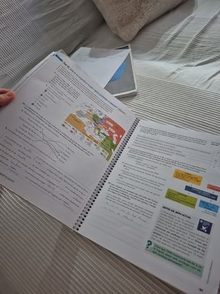 Situacions 4. Geografia i Història. Quadern d'a...