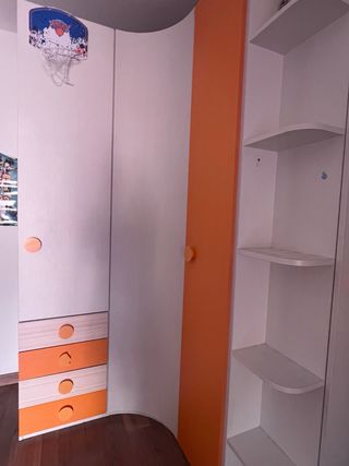 Armario infantil rinconero blanco-naranja