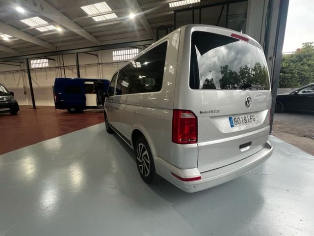 VOLKSWAGEN MULTIVAN
