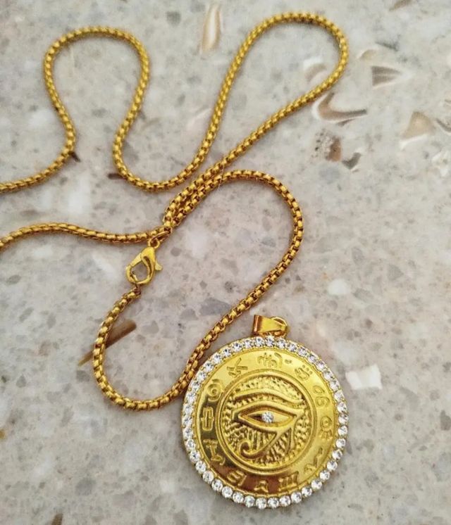 Collar Ojo de Horus dorado