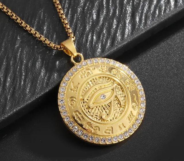 Collar Ojo de Horus dorado