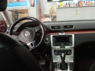 Volkswagen Passat 2012