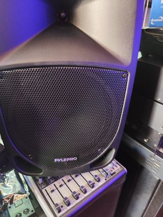 Altavoz PYLEPRO 500W autoamplificado 10"bateria