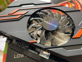 Gigabyte GeForce GT 1030 - Tarjeta gráfica