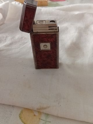 Accendino vintage elegante
Colibrì
