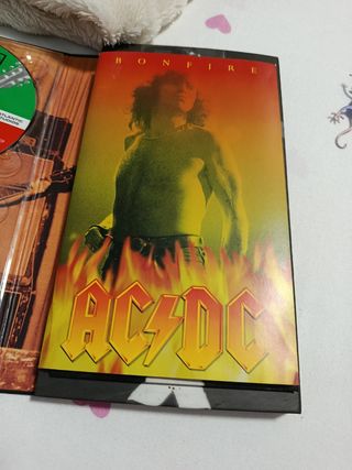 ACDC Bonfire - Hard Rock
