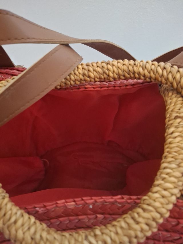 Cesta mimbre roja rayas