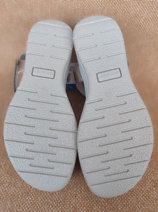 Sandalias IMAC beige y dorado