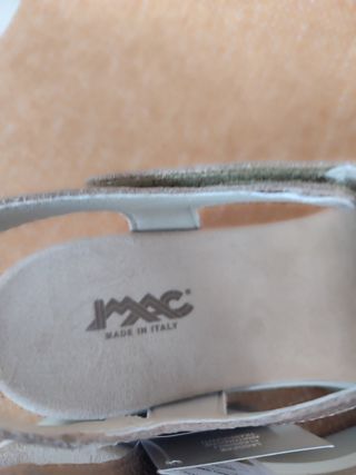 Sandalias IMAC beige y dorado
