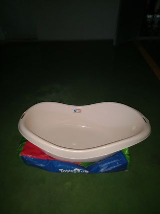 Bañera bebé nueva. 