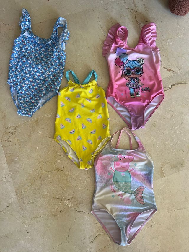 Bañadores niña (3-4 años)