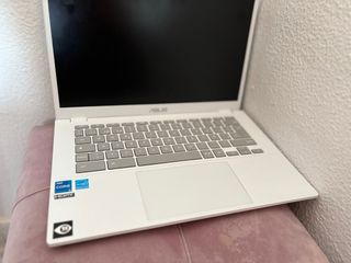 Portátil Asus Chromebook Plus blanco