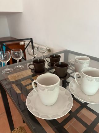 Juego de tazas y copas vintage