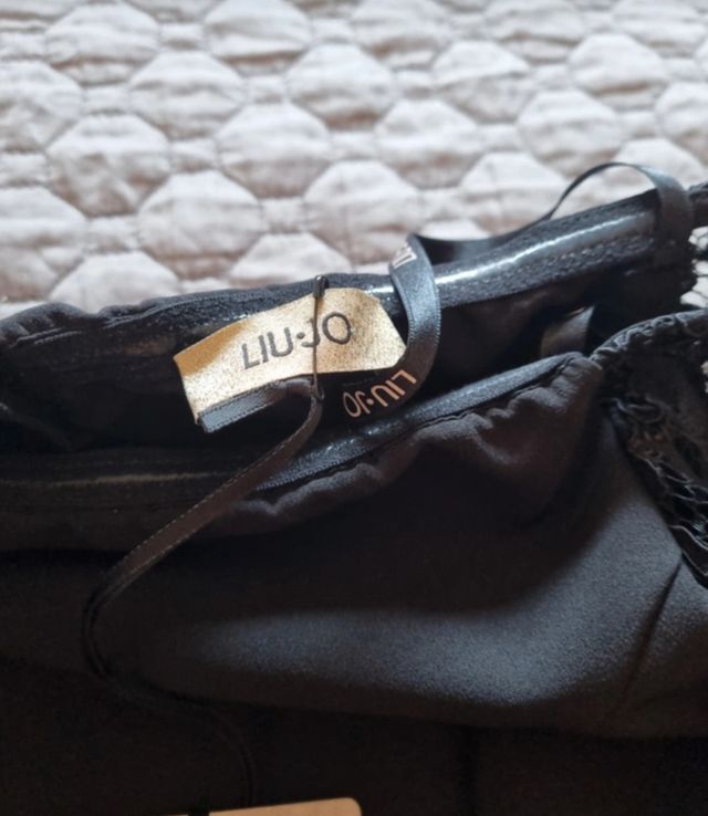 Vestido negro encaje - palabra de honor