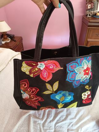 Bolso Desigual - Flores Bordadas