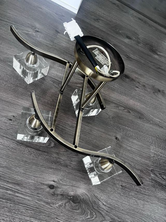 Lámpara colgante moderna 4 luces