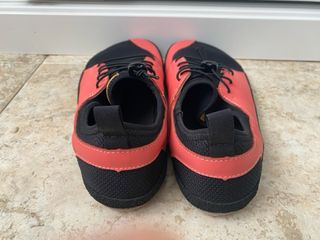 Zapatillas Pegres rojo-coral y negras