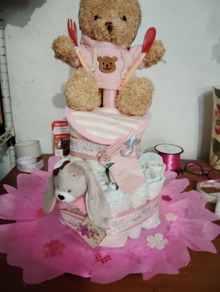 Tarta pañales bebé recién nacido